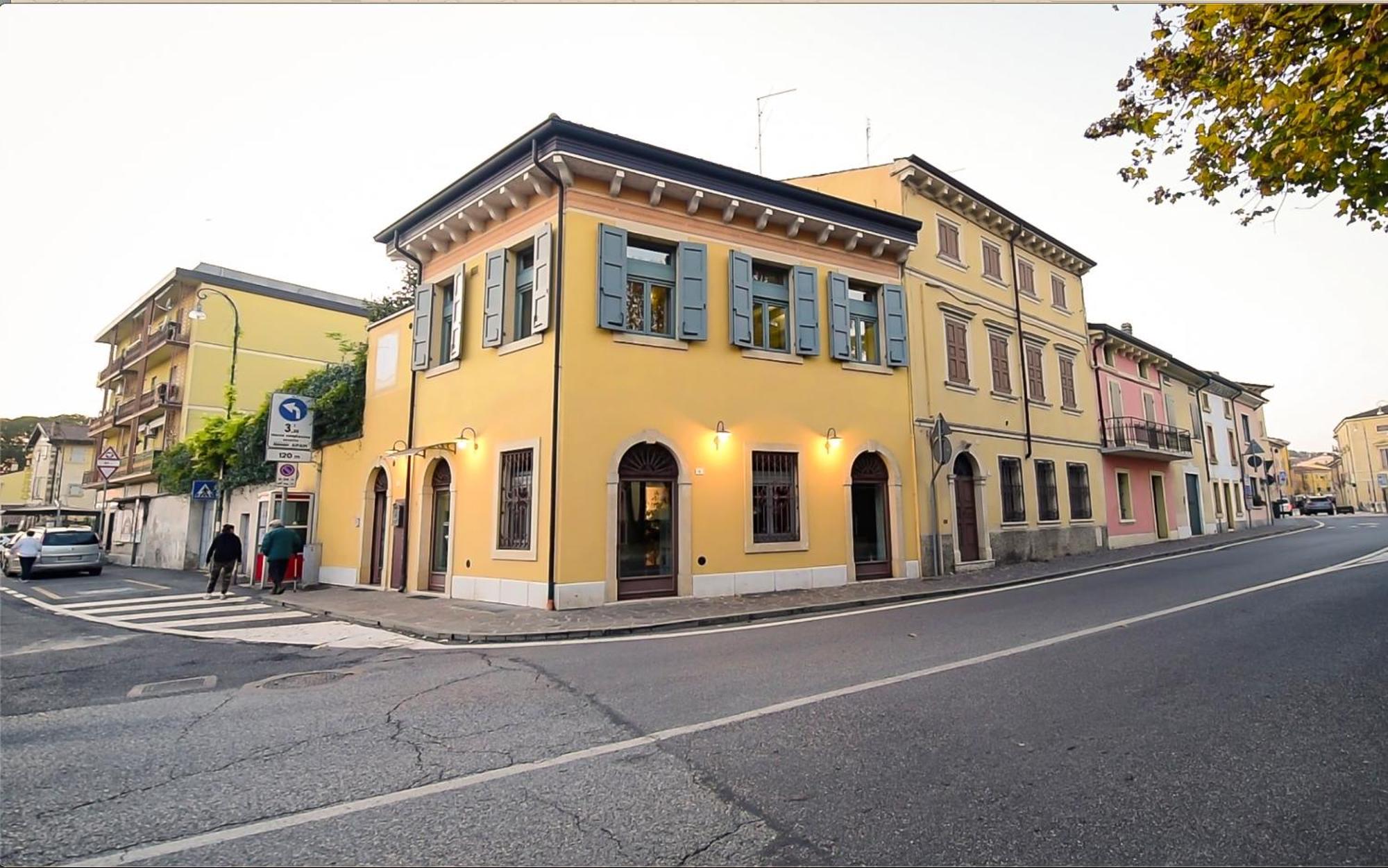 Giohouse4 Apartment Valeggio sul Mincio Eksteriør billede